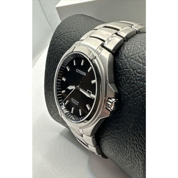 Citizen Paradigm BM7431-51L Silver Super Titanium Analog Eco-Drive Watch YAY15 - Picture 3 of 11